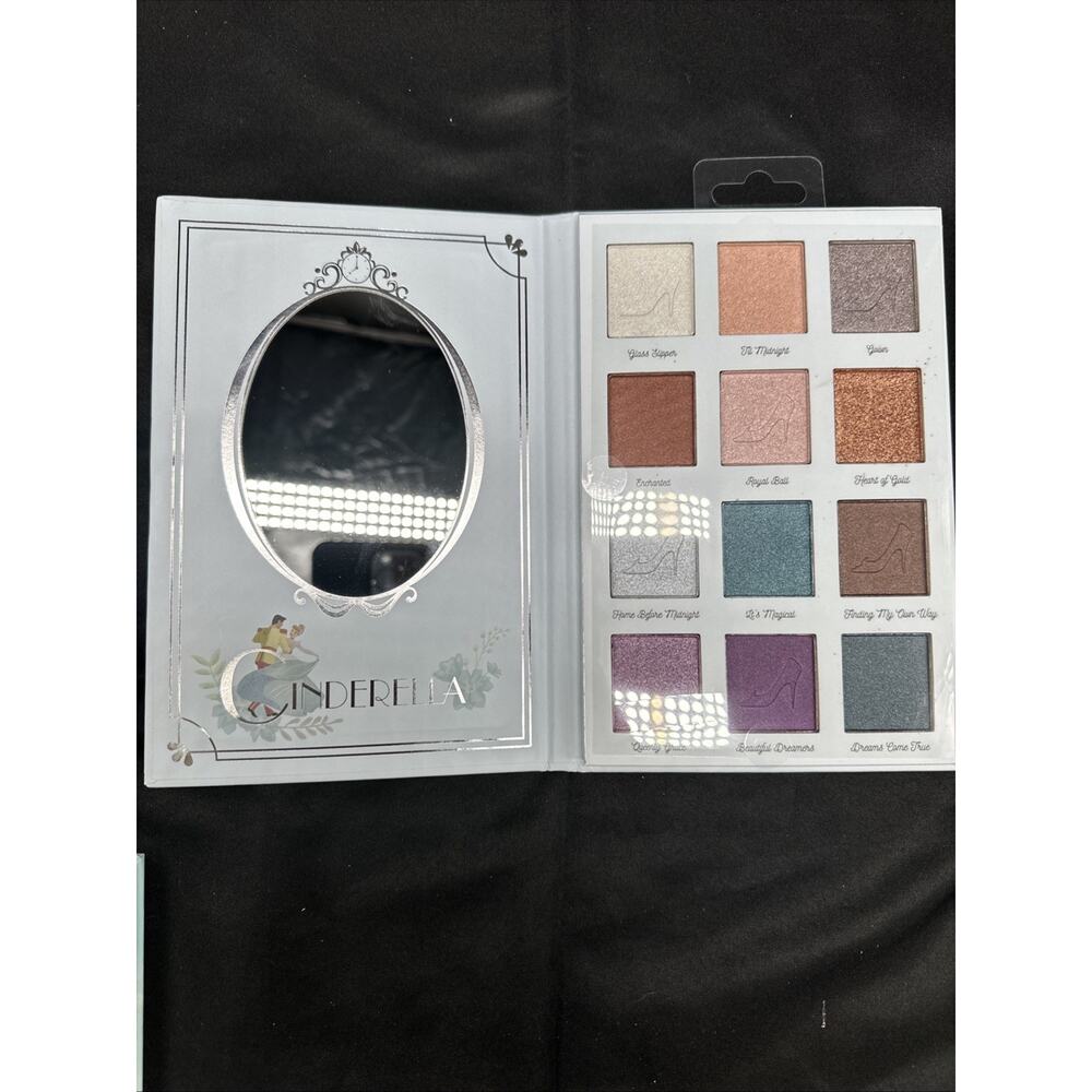 New Disney Storybook Princess Cinderella 12 Eye Shadow Makeup Palette w/ Mirror - Picture 6 of 7